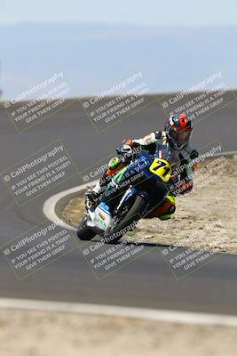 media/Jun-07-2025-TrackDaz (Sat) [[4413525952]]/A Group/12pm (Turn 2)/